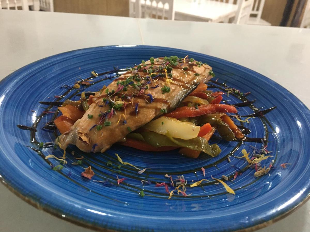 אולברה Hostal- Restaurante Estacion Via Verde מראה חיצוני תמונה