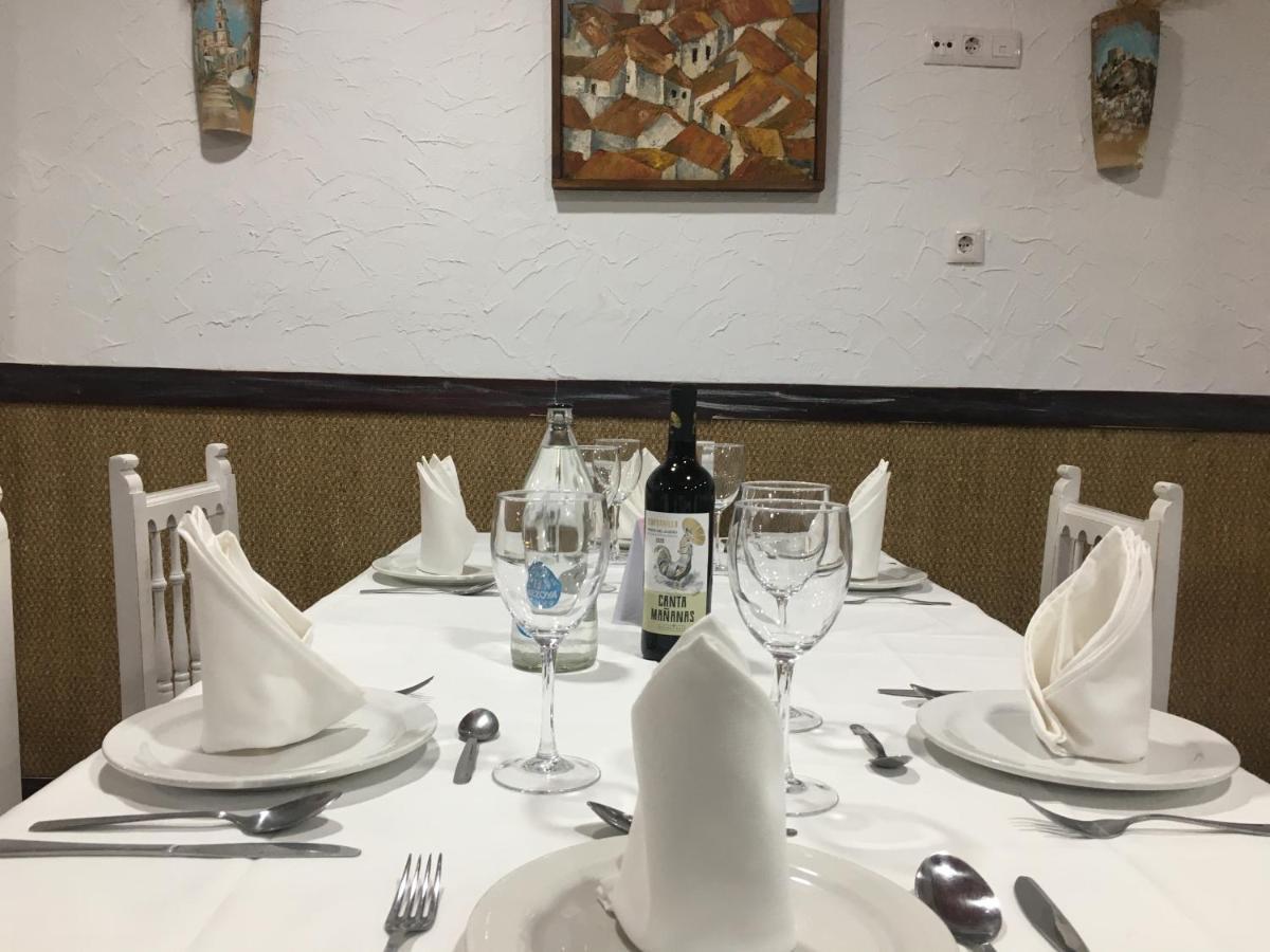 אולברה Hostal- Restaurante Estacion Via Verde מראה חיצוני תמונה