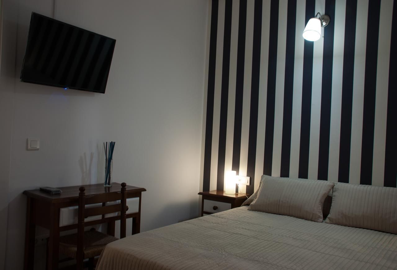 אולברה Hostal- Restaurante Estacion Via Verde מראה חיצוני תמונה