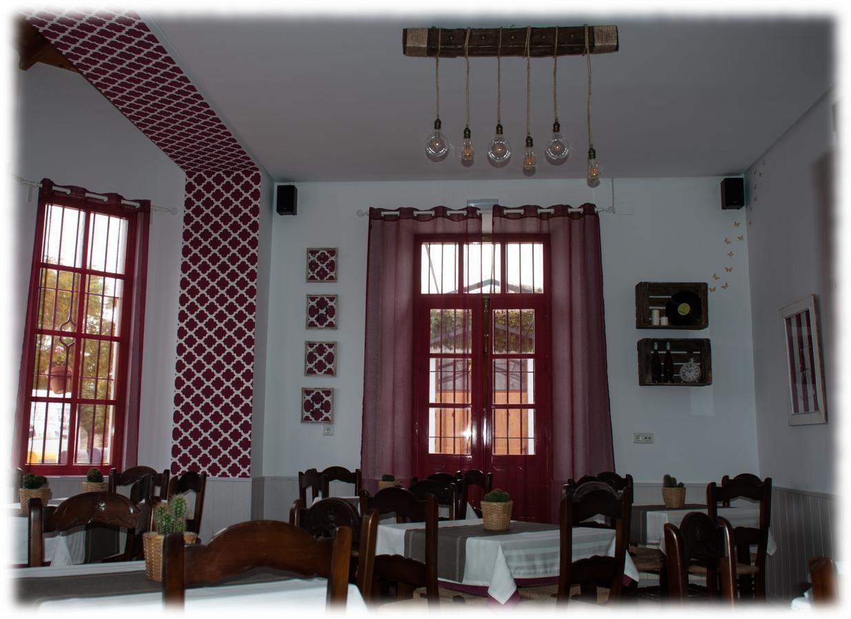אולברה Hostal- Restaurante Estacion Via Verde מראה חיצוני תמונה